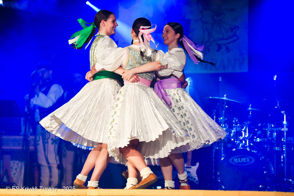 Číslo fotografie je DSC_3213