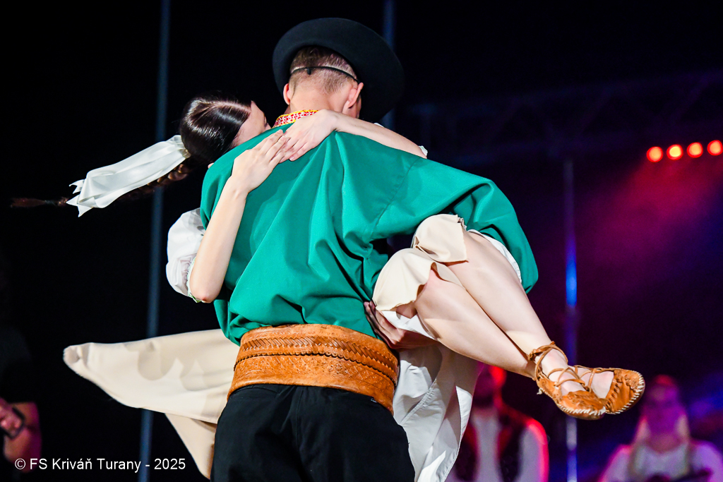 Číslo fotografie je DSC_3331