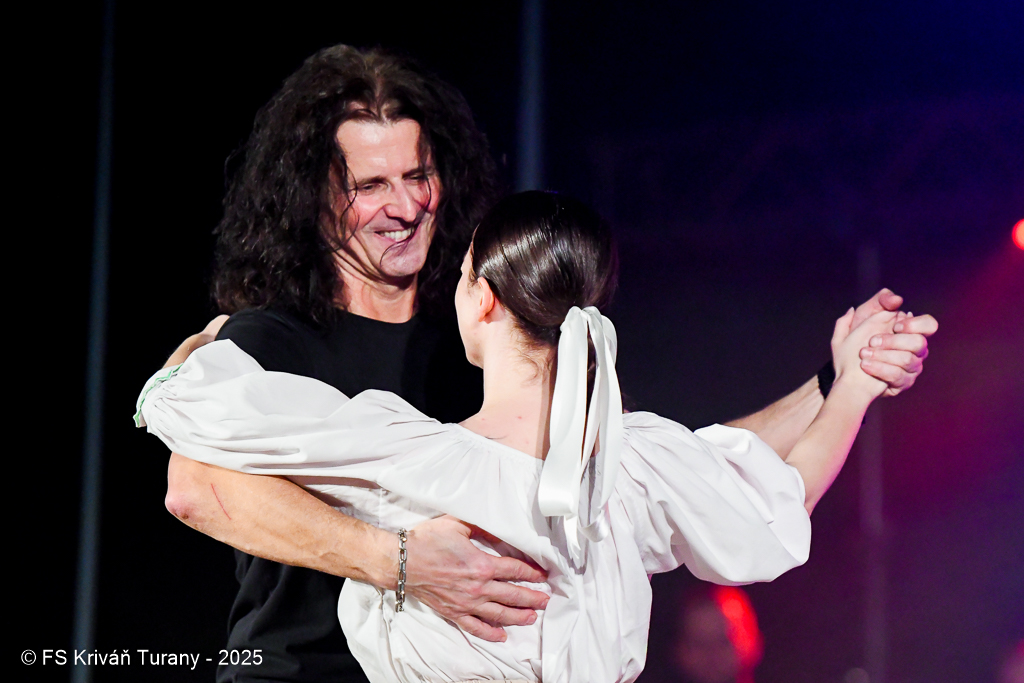 Číslo fotografie je DSC_3374