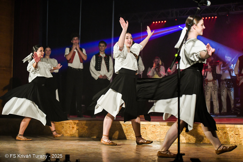 Číslo fotografie je DSC_3703